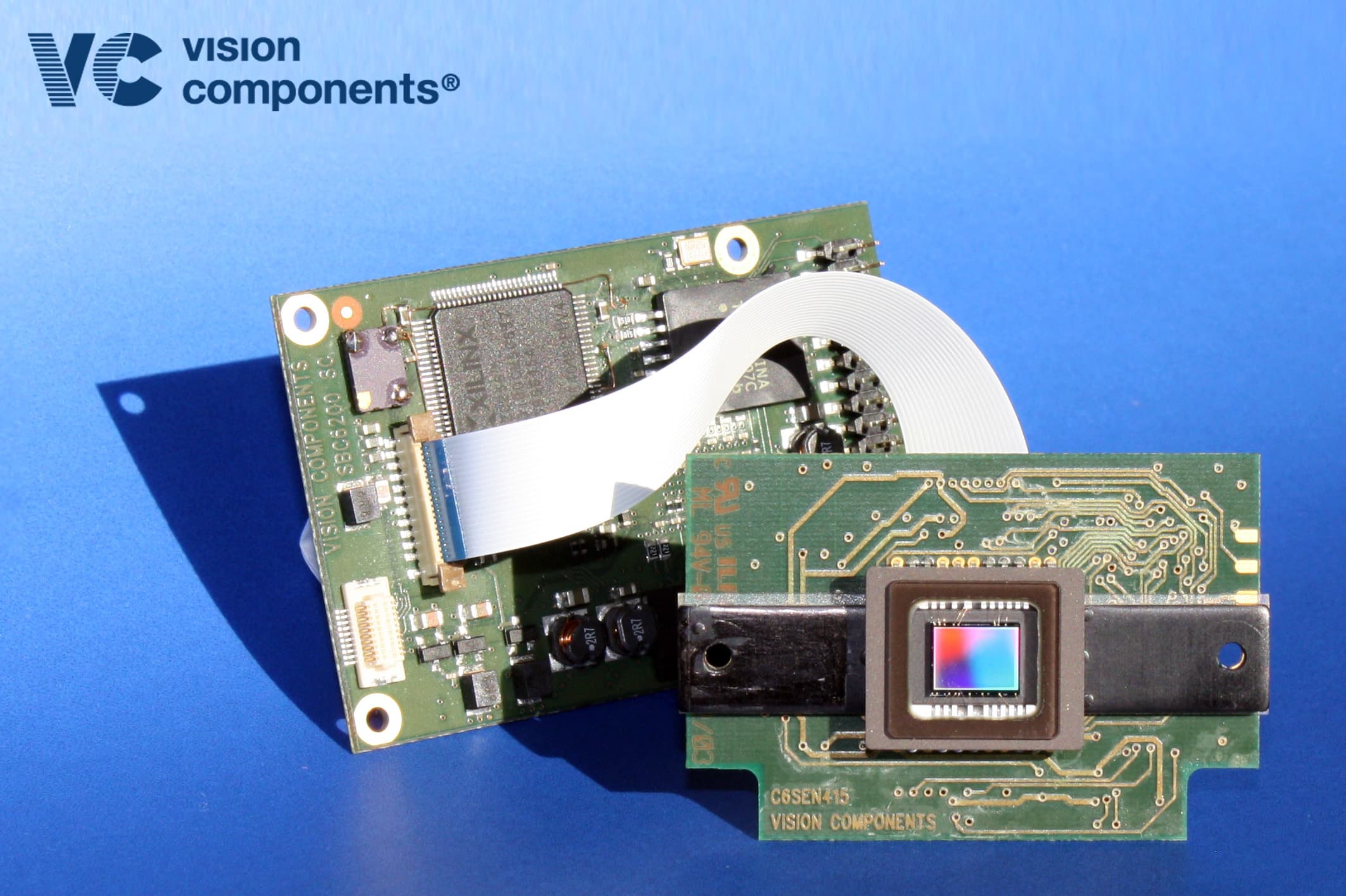 A keen eye for laboratory applications: Intelligent OEM board camera with 16 bit colour depth