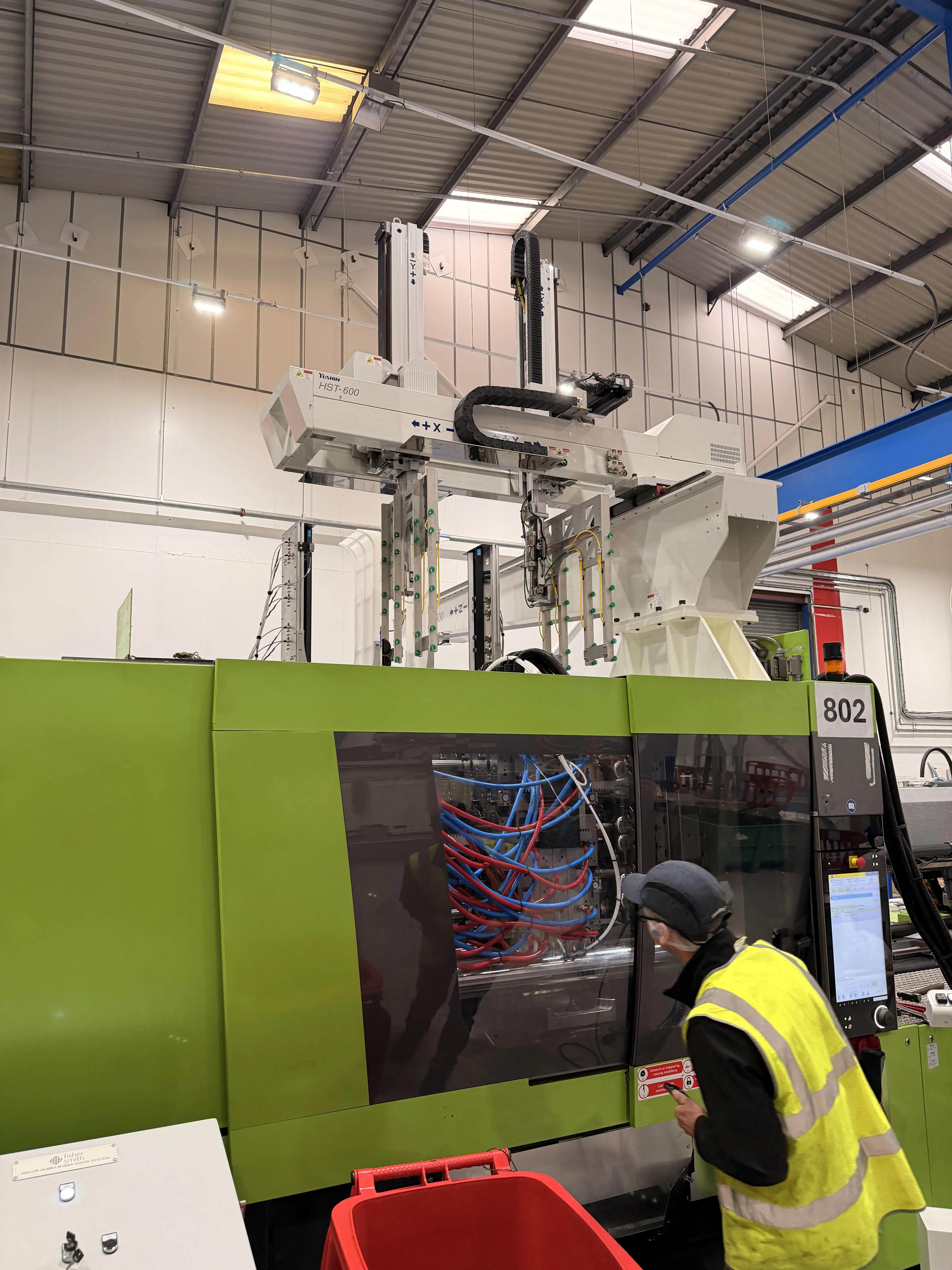 GenVis camera and lighting mounted in the demoulder's trajectory